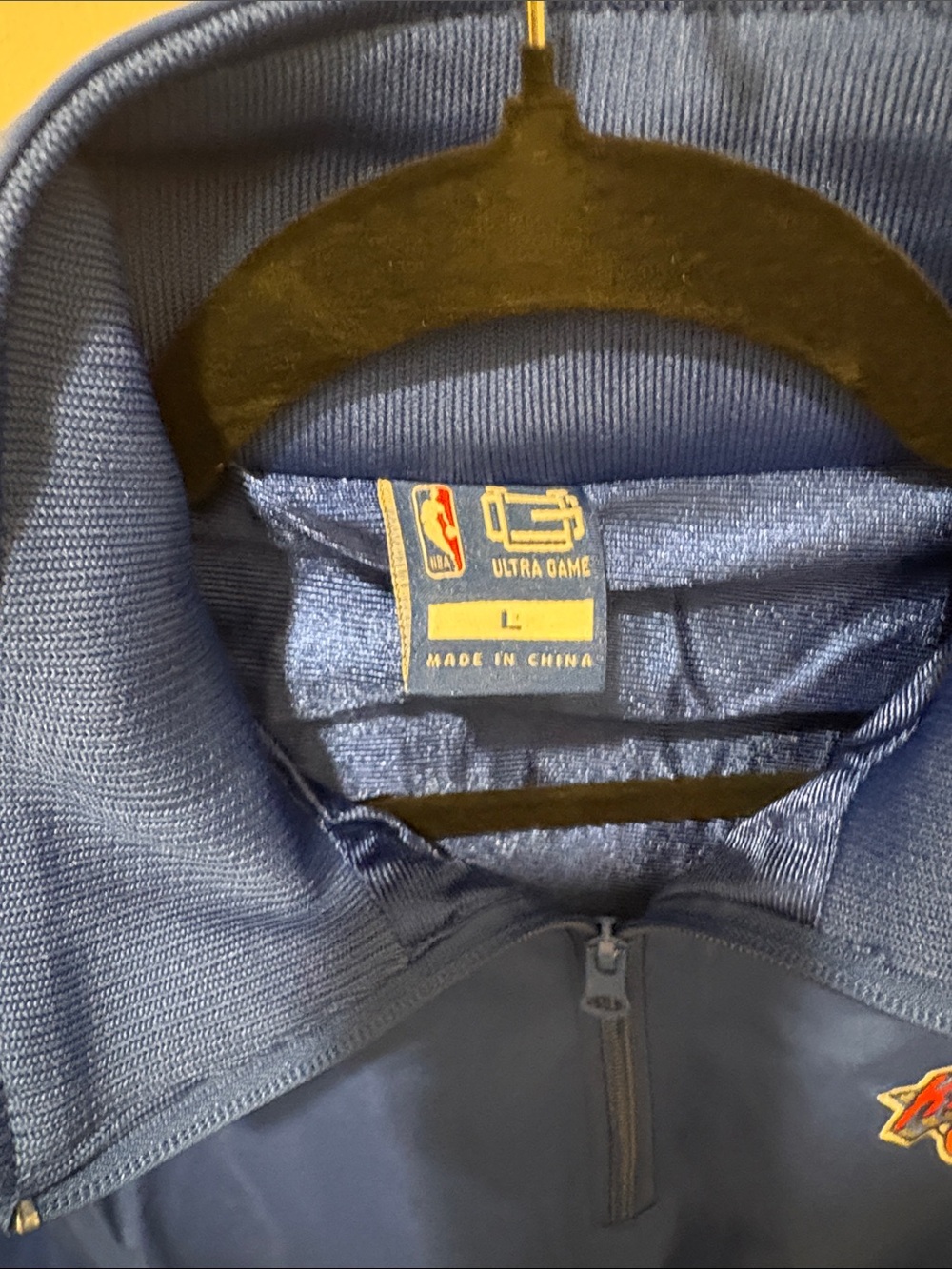 Mitchell & Ness Royal Blue Knicks Cropped Windbreaker - Picture 5 of 6